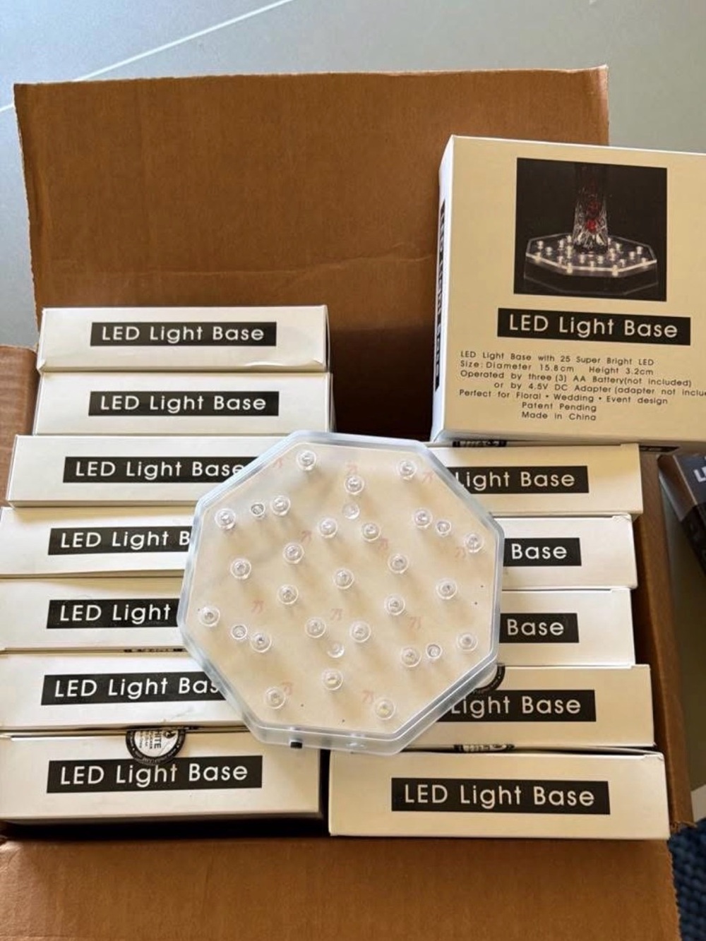 White LED Octagon Light Base - Picture 3 of 4